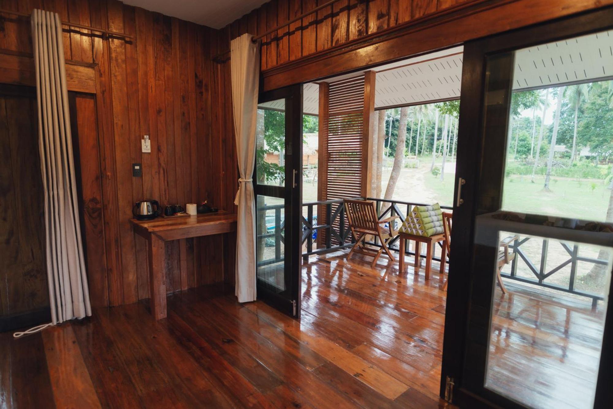 Coco Canopy Boutique Resort Koh Jum Bagian luar foto