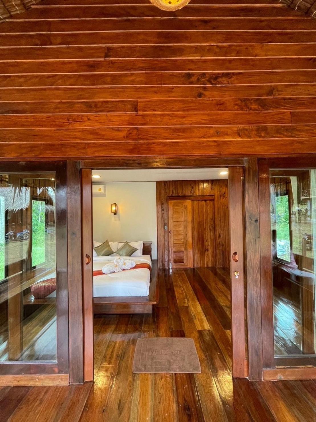 Coco Canopy Boutique Resort Koh Jum Bagian luar foto