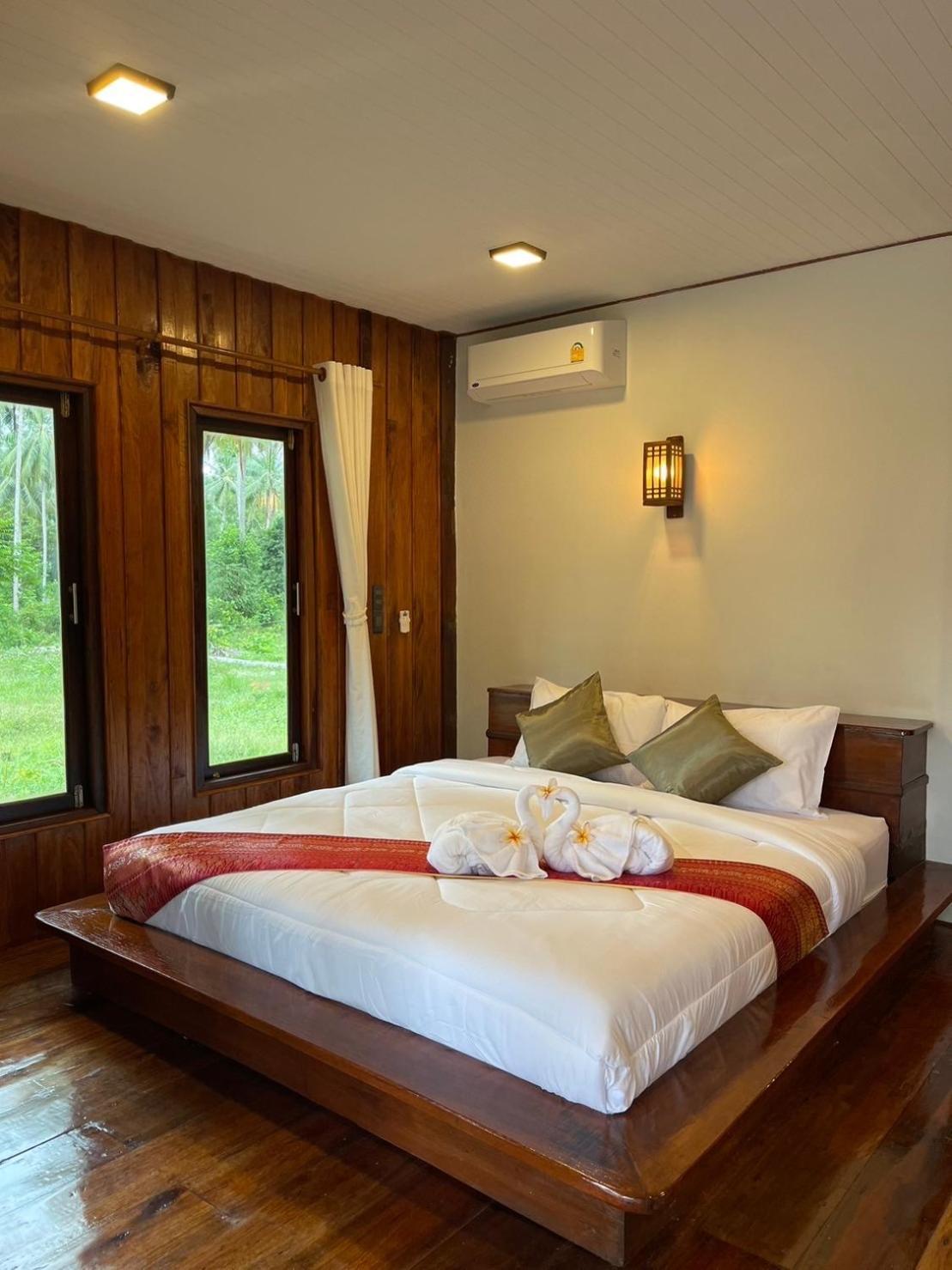 Coco Canopy Boutique Resort Koh Jum Bagian luar foto