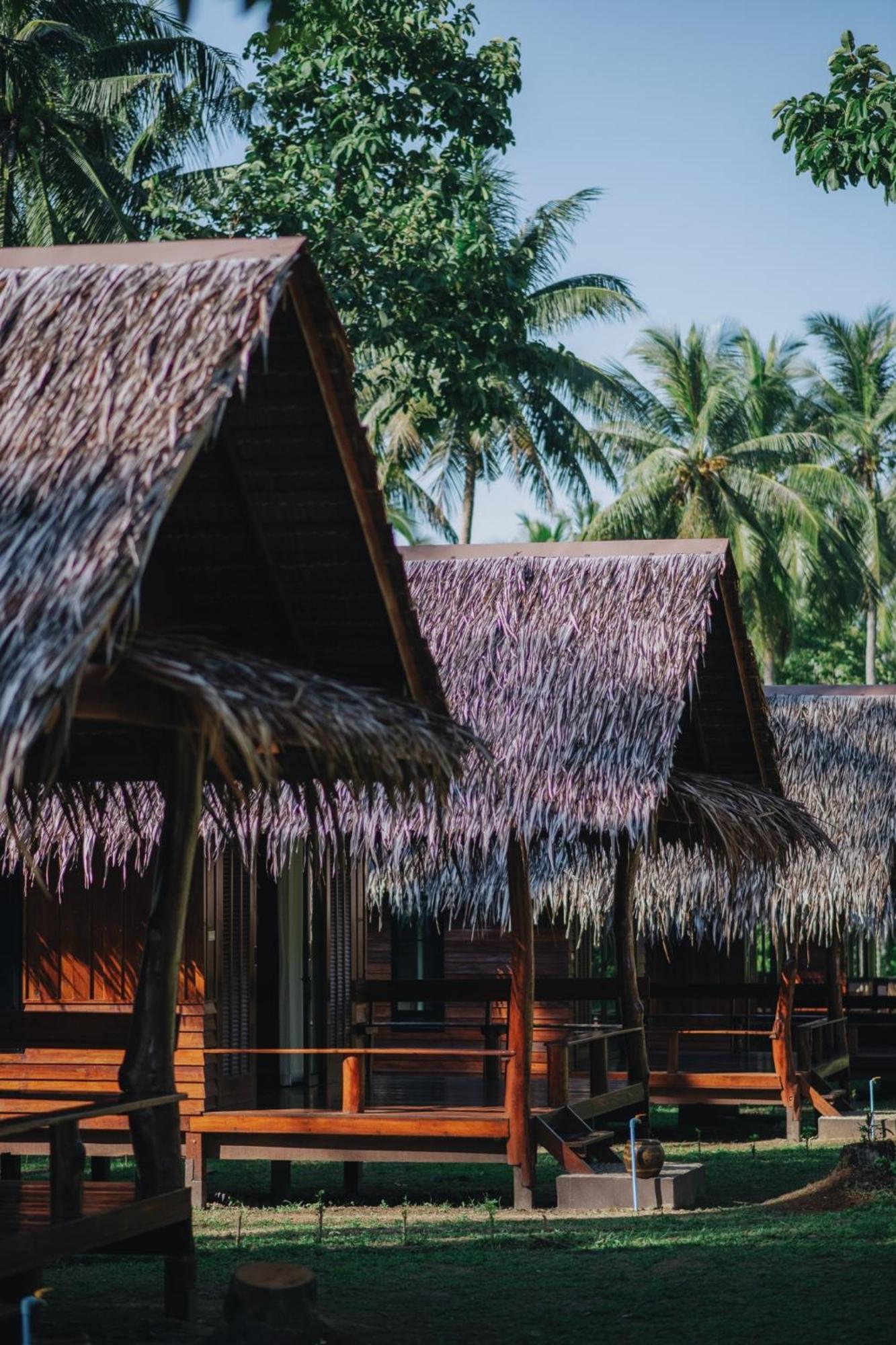 Coco Canopy Boutique Resort Koh Jum Bagian luar foto